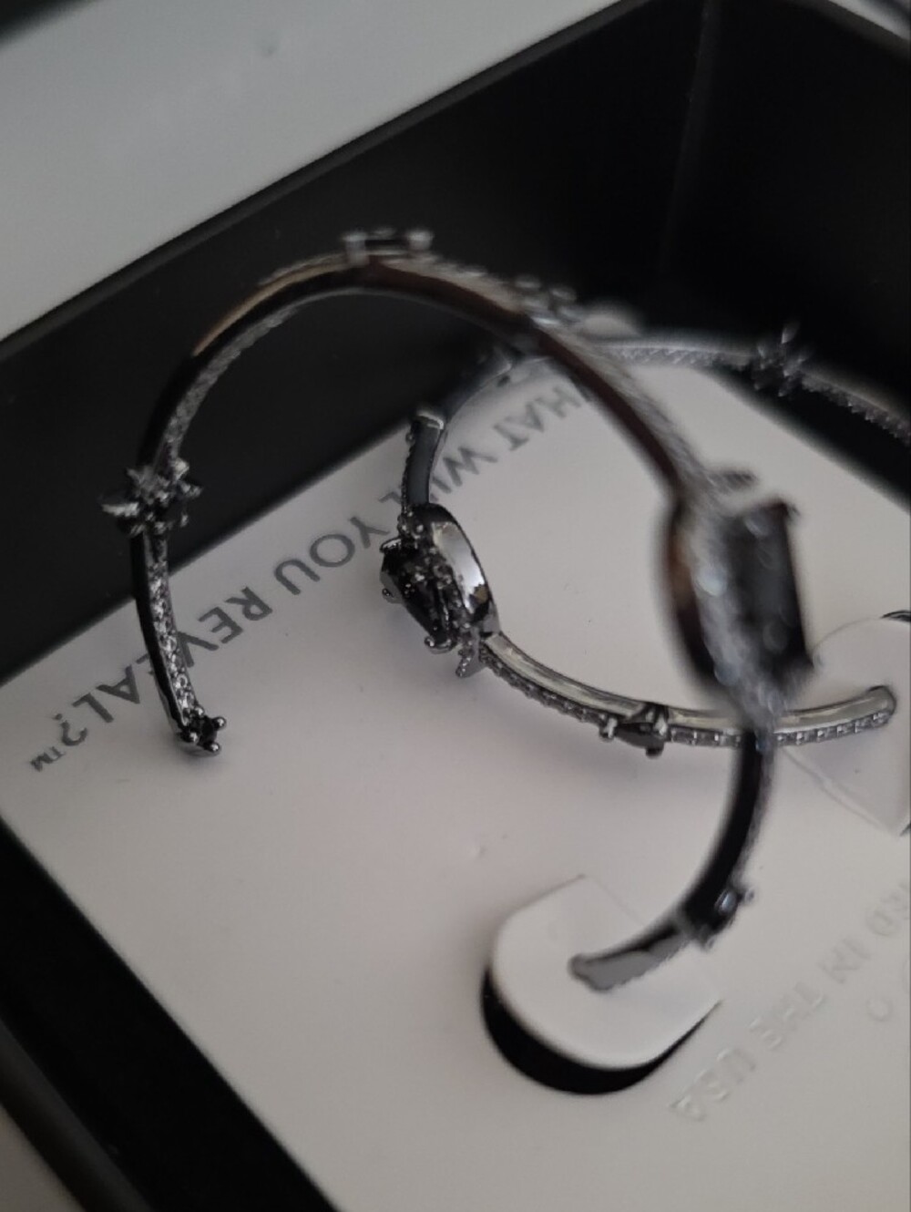 Bomb Party Obsidia The Sparkling Night Sky Earrings - Picture 3 of 4